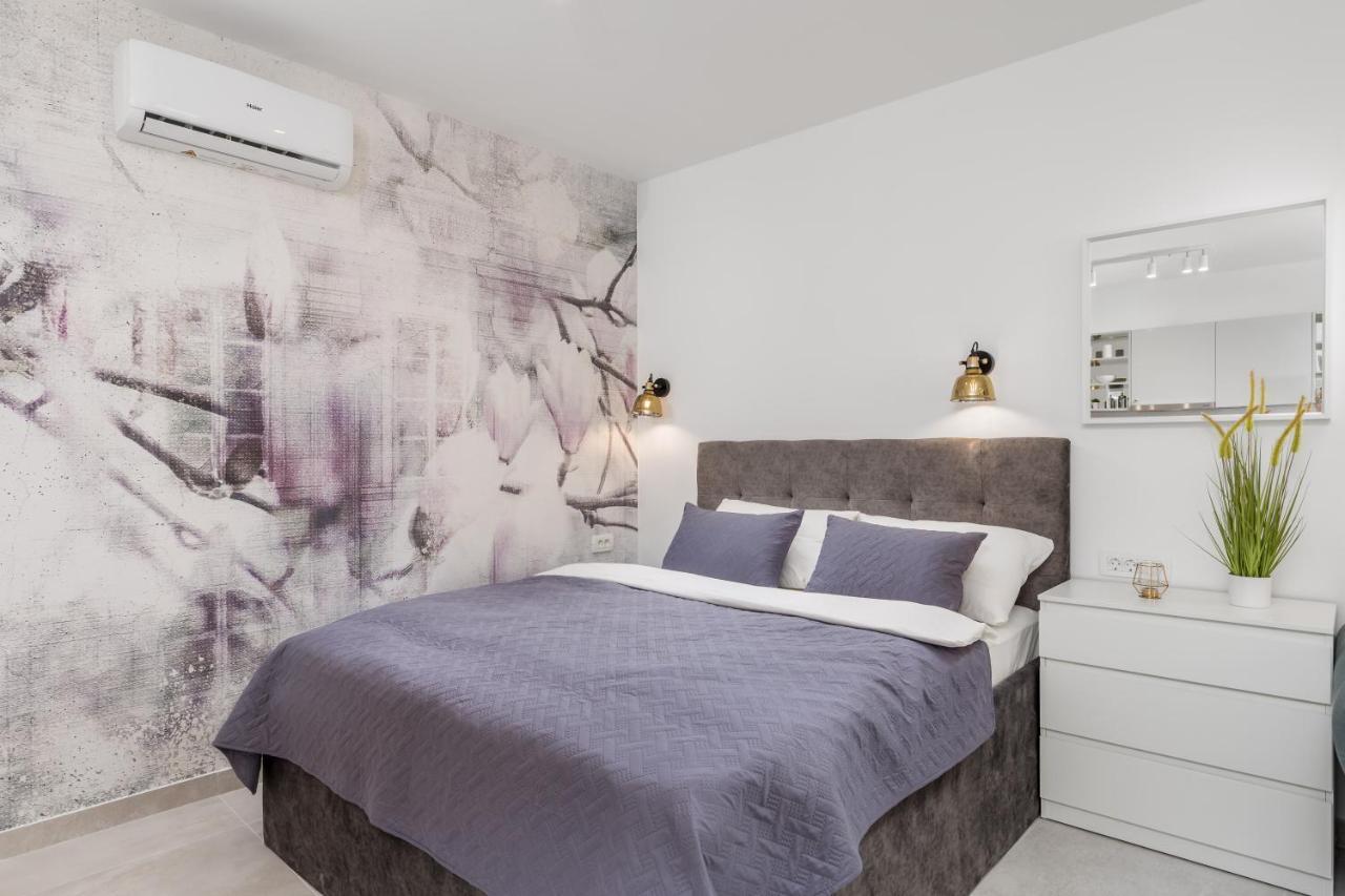 Srnec Apartments - Korzo Rijeka Eksteriør bilde
