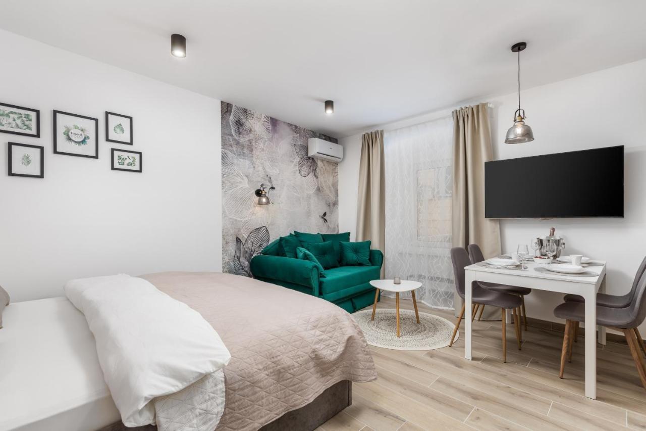 Srnec Apartments - Korzo Rijeka Eksteriør bilde