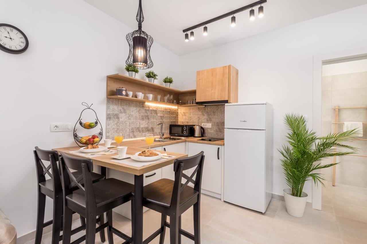 Srnec Apartments - Korzo Rijeka Eksteriør bilde